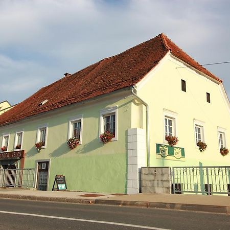 Guesthouse Veles Slovenska Bistrica Exterior foto