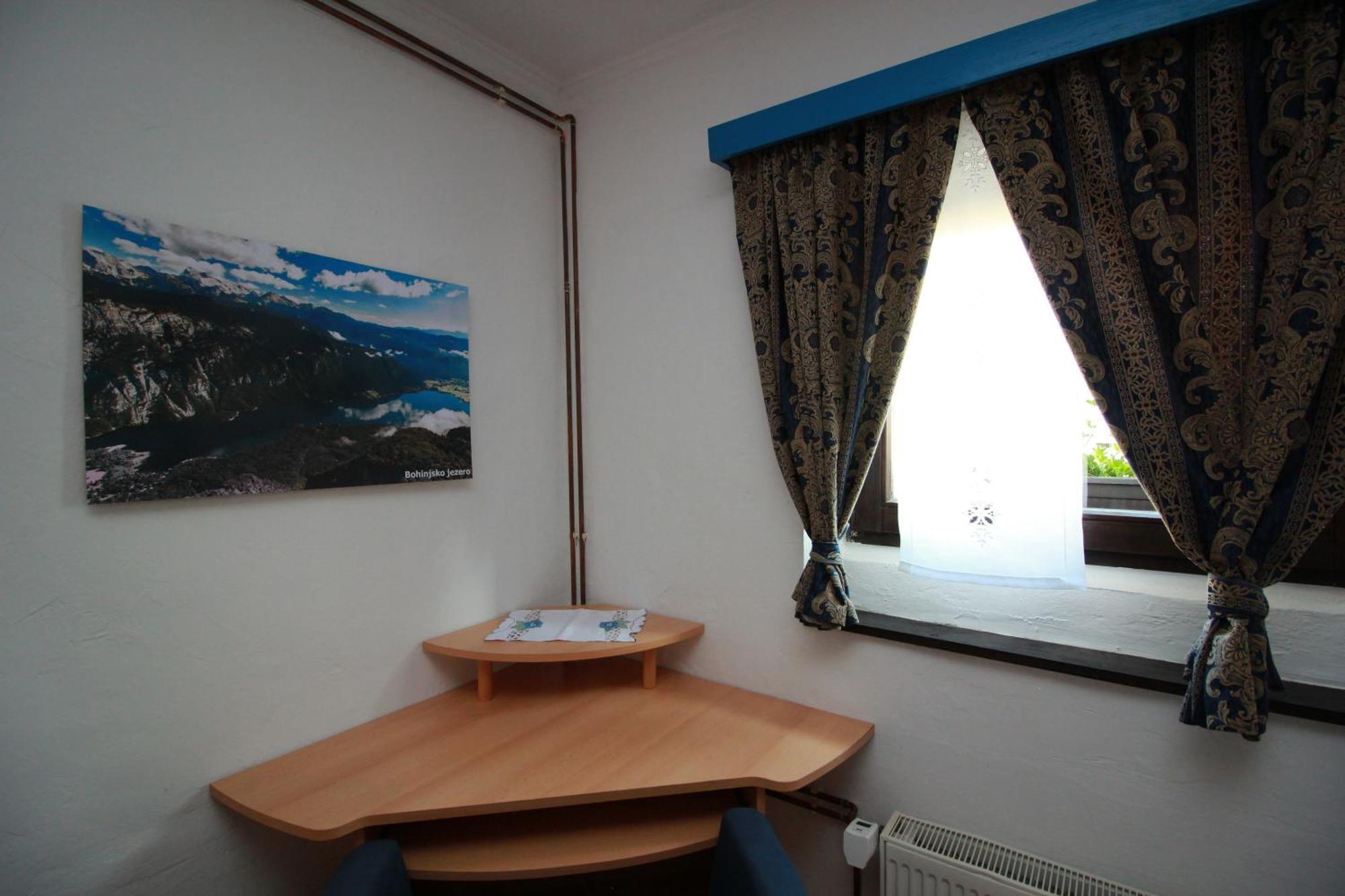 Guesthouse Veles Slovenska Bistrica Quarto foto