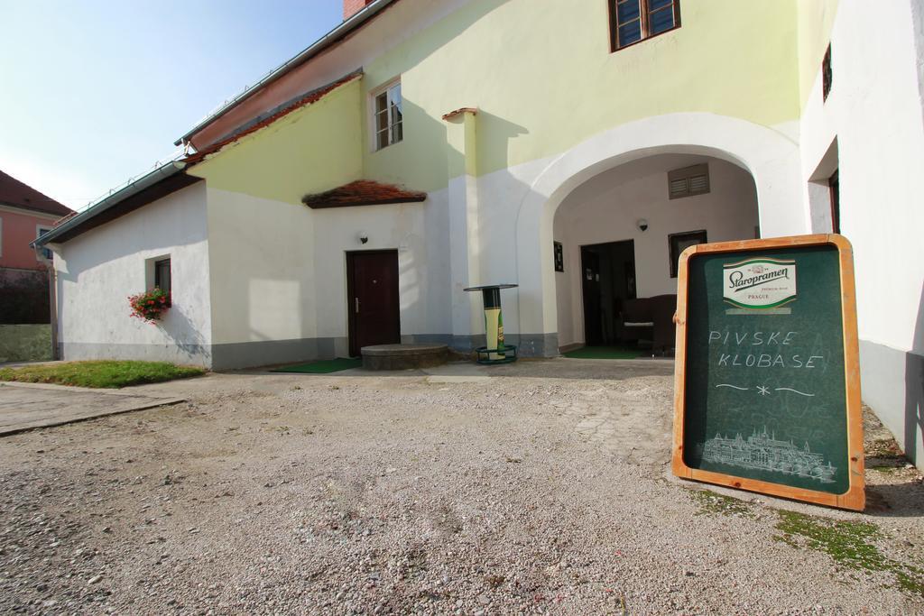 Guesthouse Veles Slovenska Bistrica Exterior foto