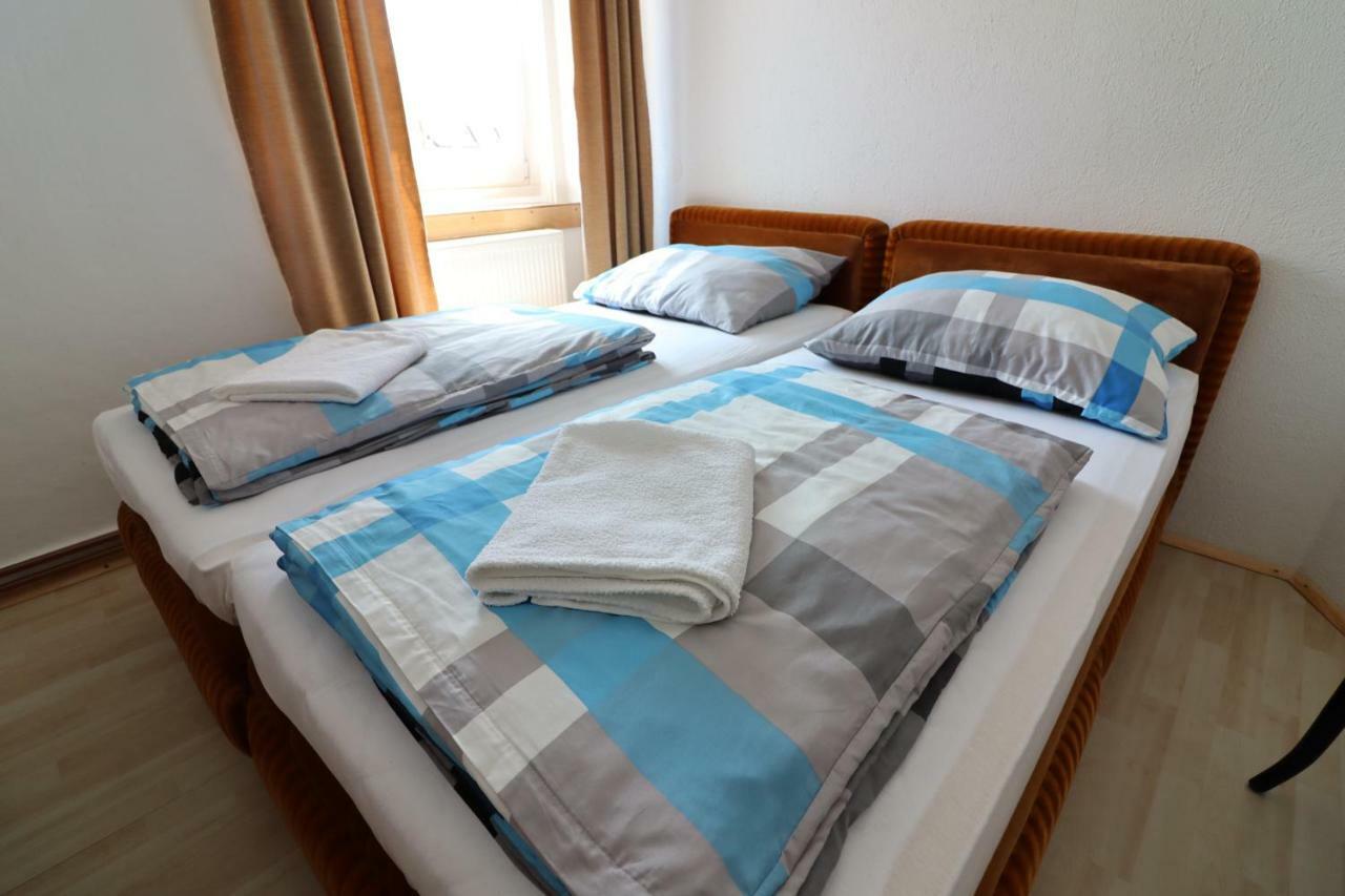 Guesthouse Veles Slovenska Bistrica Exterior foto